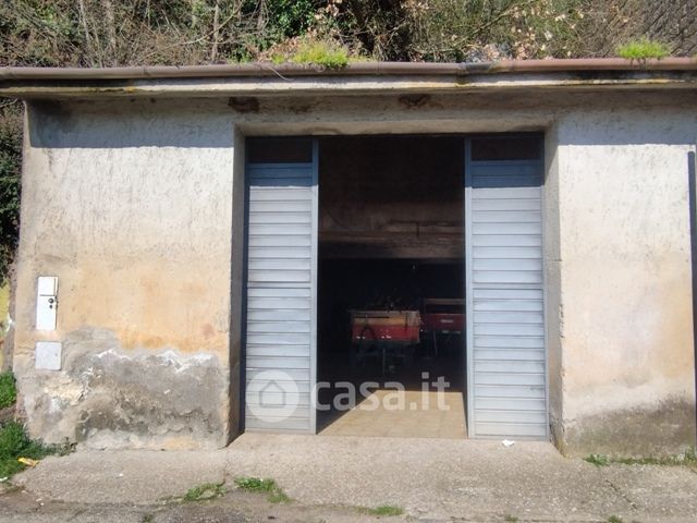 Garage/posto auto in residenziale in Via Vittorio Olivieri