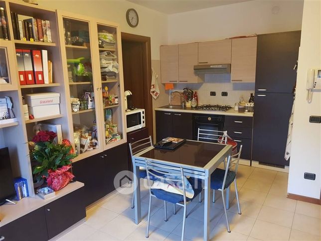 Appartamento in residenziale in Via Roveggia 27