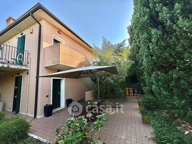 Appartamento in residenziale in Via Guizze 9