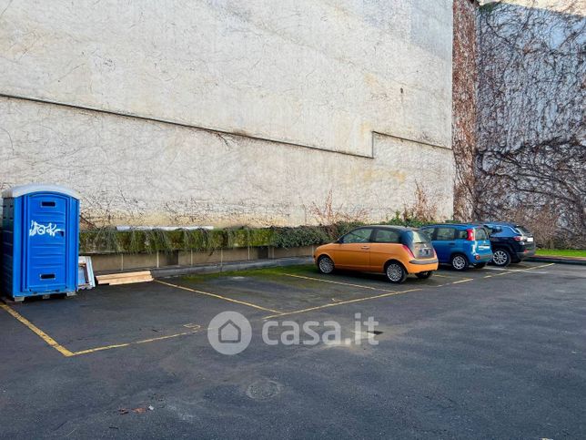 Box/posto auto in residenziale in Via Ormea 76