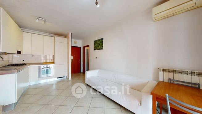 Appartamento in residenziale in Via Val Bavona 3
