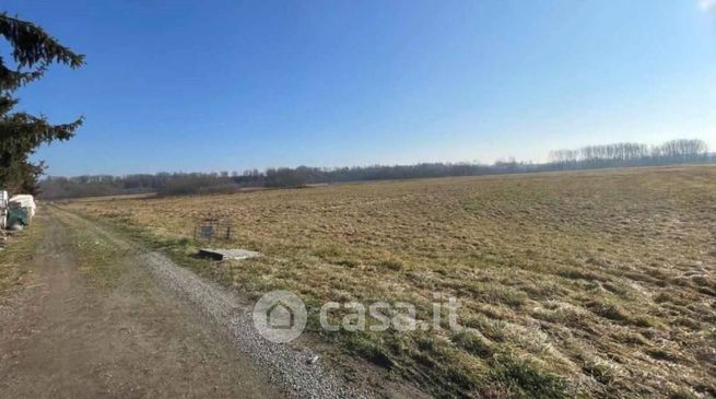 Terreno agricolo in commerciale in Via Giuseppe Mazzini 72 -86