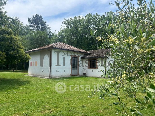Casa indipendente in residenziale in Via dei Girasoli