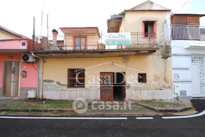 Casa indipendente in residenziale in Via Madonna delle Grazie 10