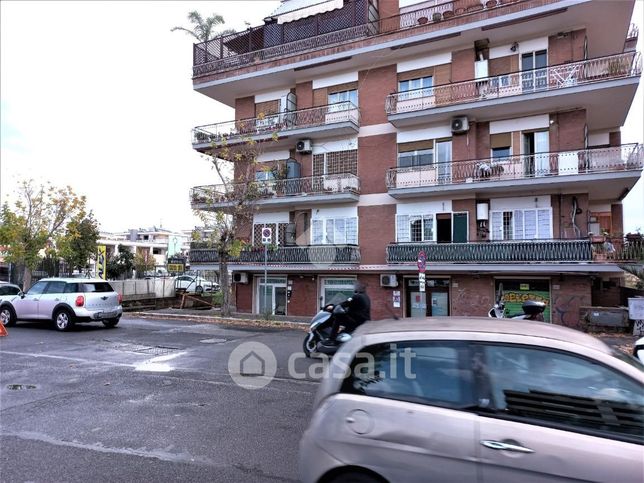 Garage/posto auto in residenziale in Via di Torrevecchia 967