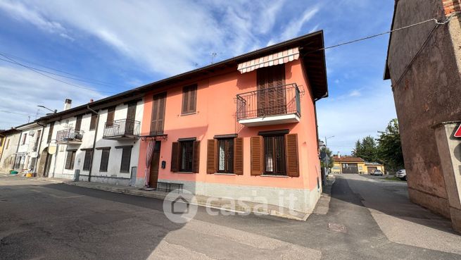 Casa indipendente in residenziale in Via Comasinella di Sotto 7