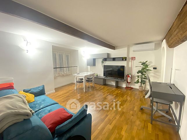 Appartamento in residenziale in Piazza Grillo Cattaneo 1