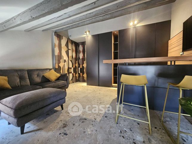 Appartamento in residenziale in Piazza Giuseppe Garibaldi 5