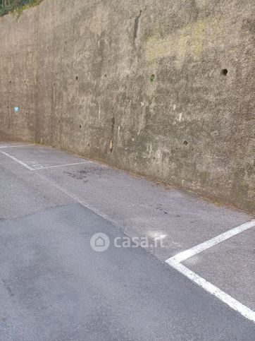 Box/posto auto in residenziale in Via Franco Antolini 14