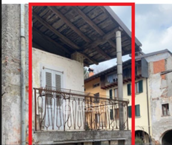 Appartamento in residenziale in Via Fiorine 82