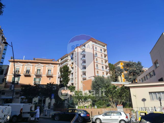 Appartamento in residenziale in Piazzetta Arenella 7 h