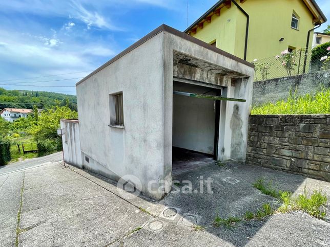 Garage/posto auto in residenziale in Località Rio Storto 10