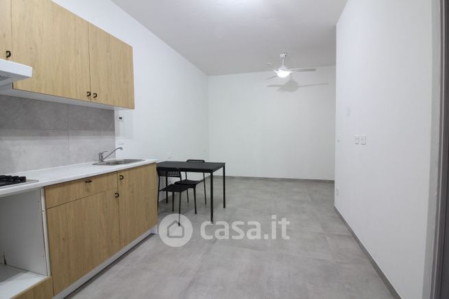 Appartamento in residenziale in Via Oliano Bosi 2