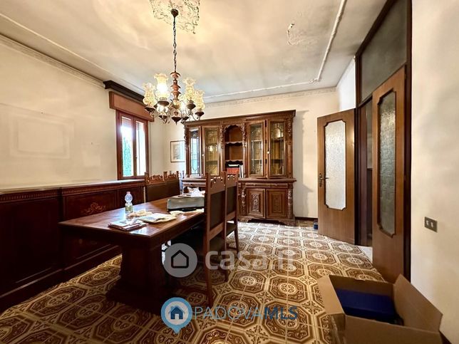 Casa bi/trifamiliare in residenziale in Via San Tommaso
