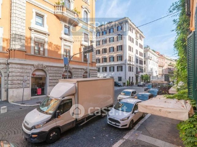 Appartamento in residenziale in Via Angelo Brunetti