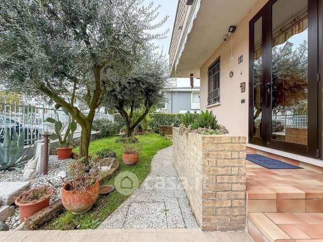 Casa bi/trifamiliare in residenziale in Via A. Diaz