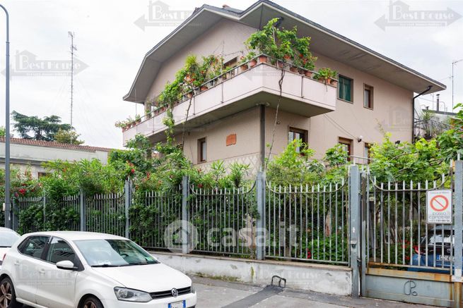 Casa indipendente in residenziale in Via Privata Chioggia