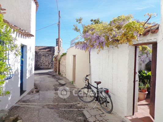 Casa indipendente in residenziale in Via Giacinto Satta 20