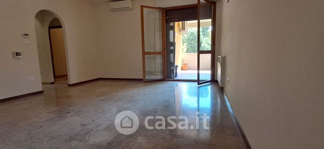 Appartamento in residenziale in Via Albertina Girotti 14