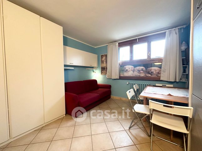 Appartamento in residenziale in Via Cesana