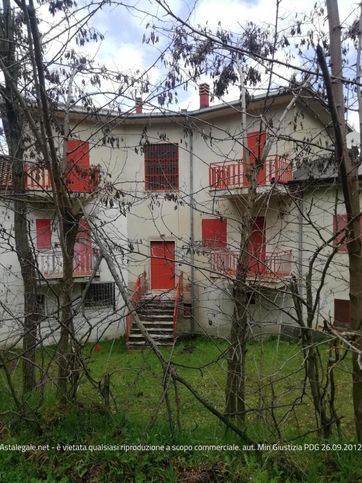 Casa indipendente in residenziale in Contrada Brigida