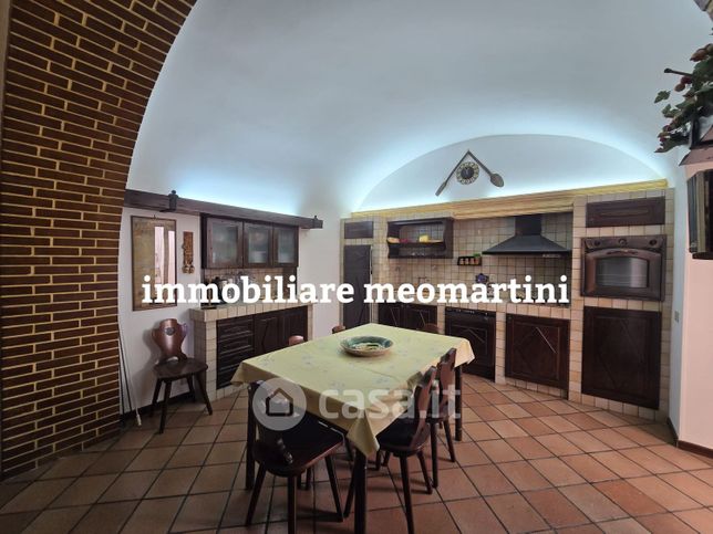 Casa indipendente in residenziale in Vico Arancio 16