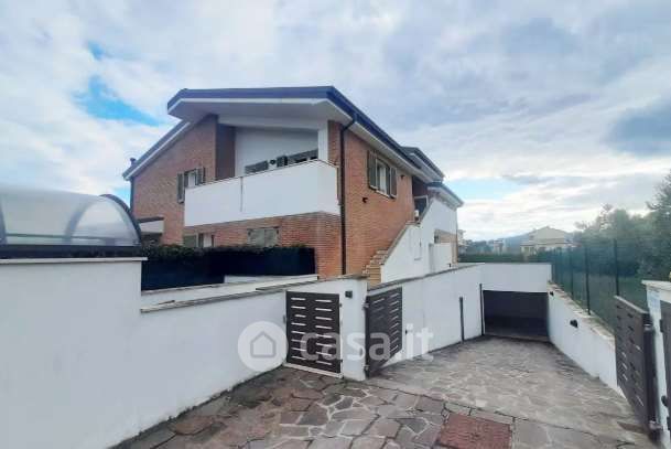 Appartamento in residenziale in Via del Torrente