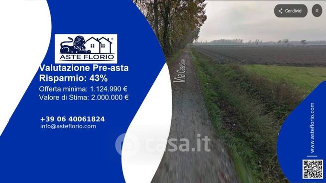 Capannone in commerciale in Località Strada