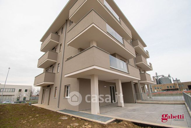Appartamento in residenziale in Via Amleto Bertoni 0.