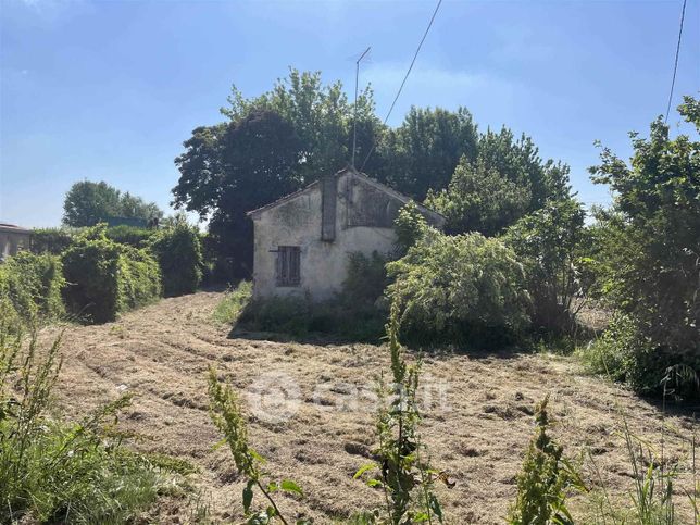 Casa indipendente in residenziale in Via Bellini 13
