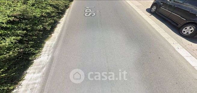 Ufficio in commerciale in Via Campania 26