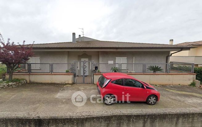 Villa in residenziale in