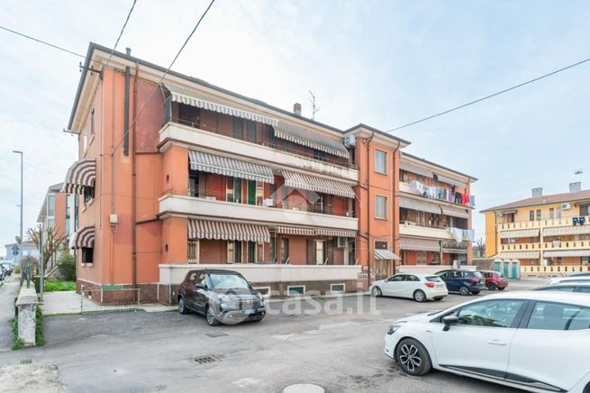 Appartamento in residenziale in Via Luigi Prina 5