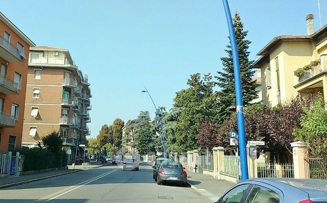 Box/posto auto in residenziale in Via Francesco Nullo