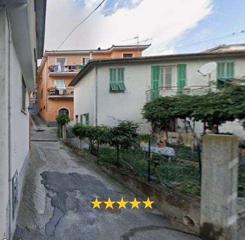 Appartamento in residenziale in Via Cavallotti