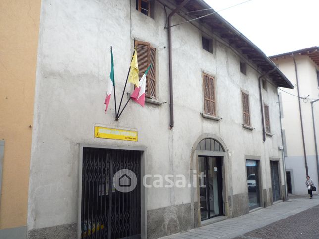 Casa indipendente in residenziale in Via Mazzini Giuseppe 13