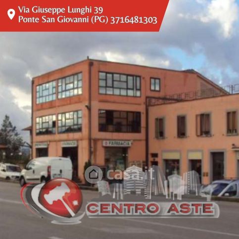 Ufficio in commerciale in Via Cannaiola