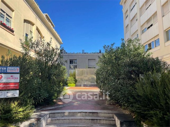 Ufficio in commerciale in Via Casilina