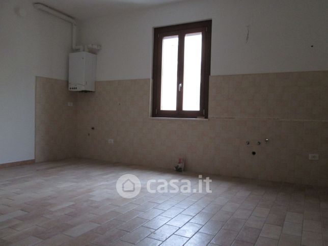 Appartamento in residenziale in Via Goffredo Mameli 5