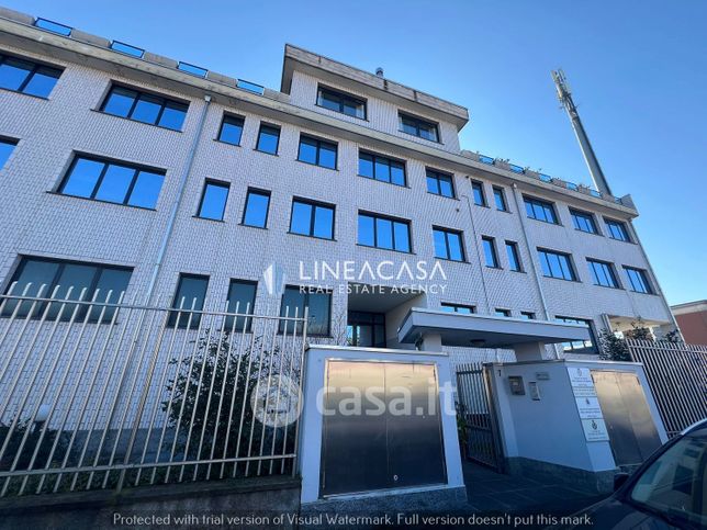 Ufficio in commerciale in Via Gian Lorenzo Bernini 5