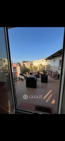 Appartamento in residenziale in Via Foria