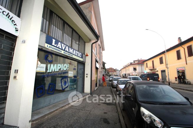 Negozio/locale commerciale in commerciale in galilei 40