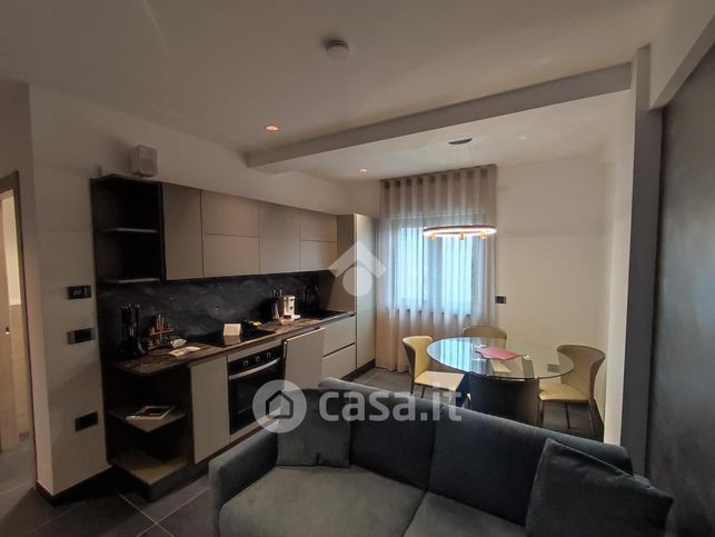 Appartamento in residenziale in Via Ciciniello 23