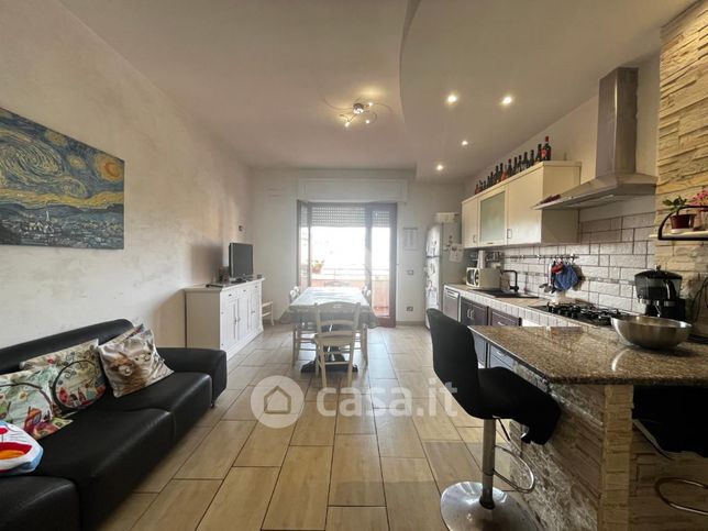 Appartamento in residenziale in Via Aniene 12