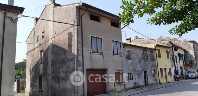 Casa indipendente in residenziale in Via Domegiano 33