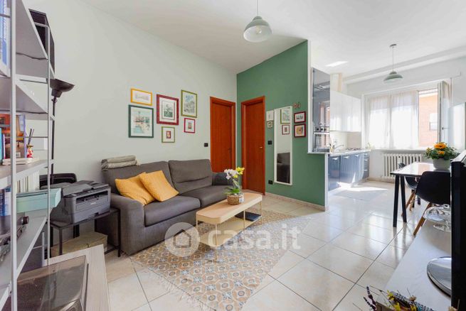 Appartamento in residenziale in Via Mombarcaro 48
