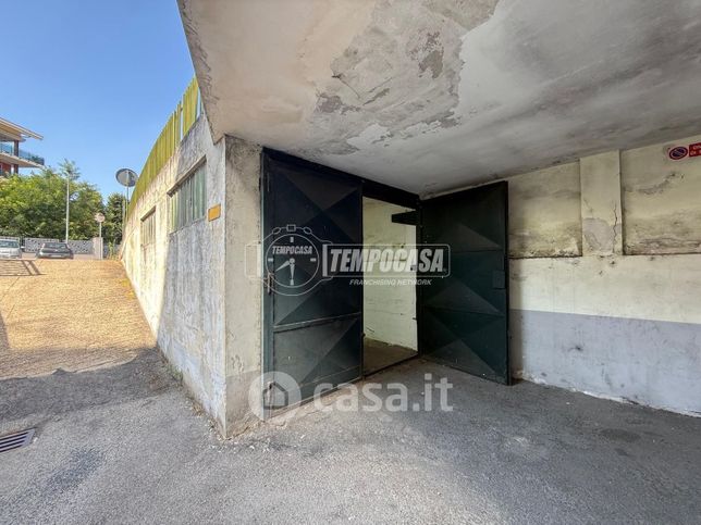 Box/posto auto in residenziale in Via Colombetto