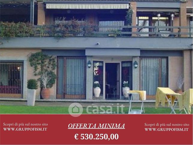 Villetta a schiera in residenziale in Via di Grottarossa 1282