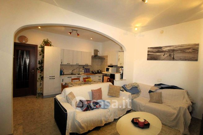 Appartamento in residenziale in Via Costantino Cantù 44