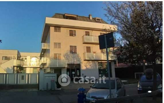 Appartamento in residenziale in Via Rodolfo Morandi 25